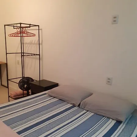 Quarto Privativo em Ipanema-2